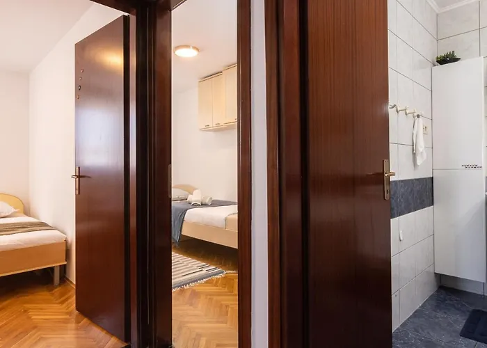 Apartment Horizon Split